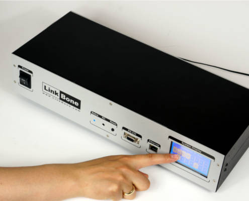 LinkBone touch screen for BNC/XLR switch/multiplexer configuration