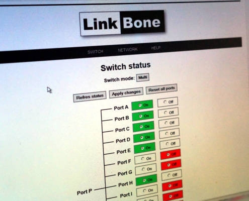 User Web page for controlling LinkBone Switches/Multiplexers (test automation)